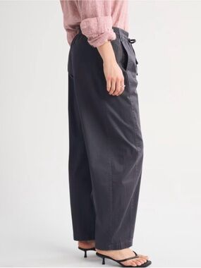 Abercrombie pull on barrel pant xxs